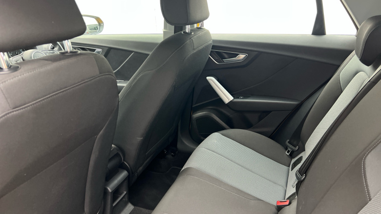 Audi Q2 1.6 TDI SE 5dr Diesel Estate